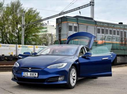Tesla - Model S