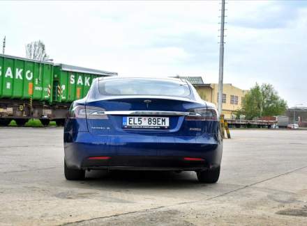 Tesla - Model S