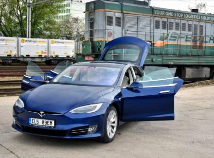 Tesla - Model S