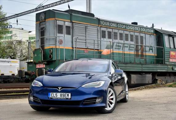 Tesla - Model S