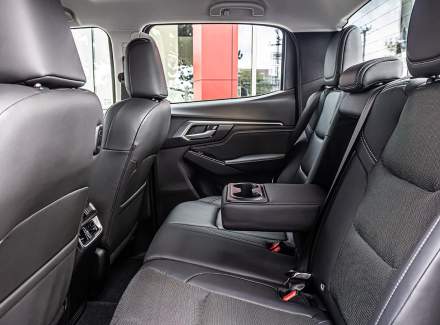Isuzu - D-Max