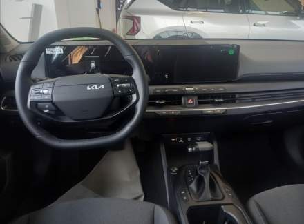 Kia - K4