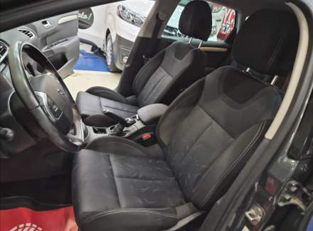 Citroën - C4