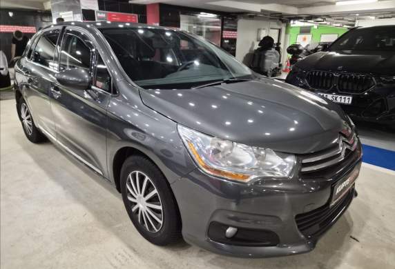 Citroën - C4