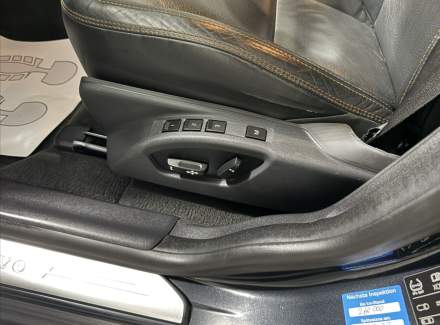 Volvo - XC60