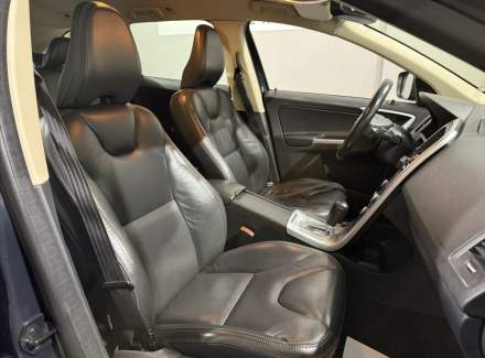 Volvo - XC60