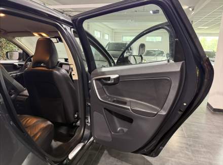 Volvo - XC60