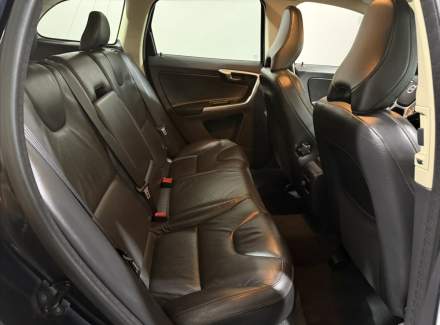 Volvo - XC60