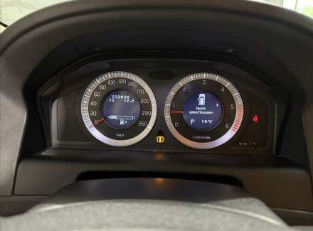 Volvo - XC60