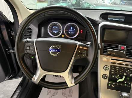 Volvo - XC60