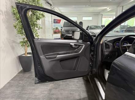 Volvo - XC60
