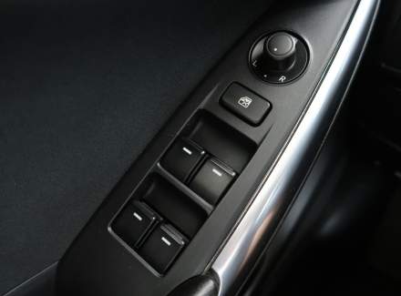 Mazda - 6