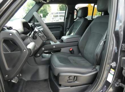 Land Rover - Defender
