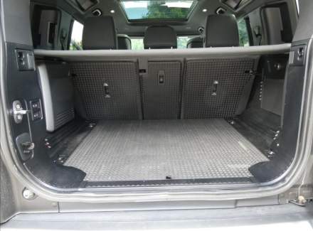 Land Rover - Defender