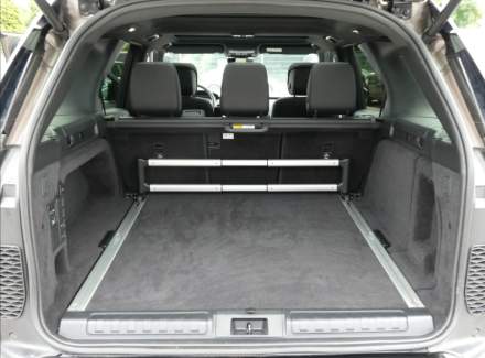 Land Rover - Discovery