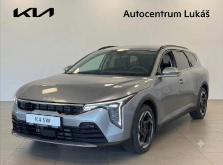 Kia - K4