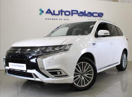 Mitsubishi - Outlander