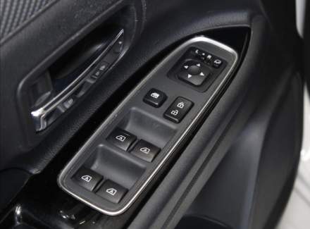 Mitsubishi - Outlander