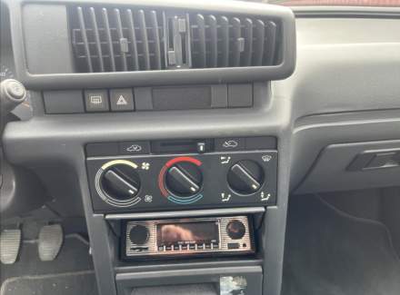 Peugeot - 405
