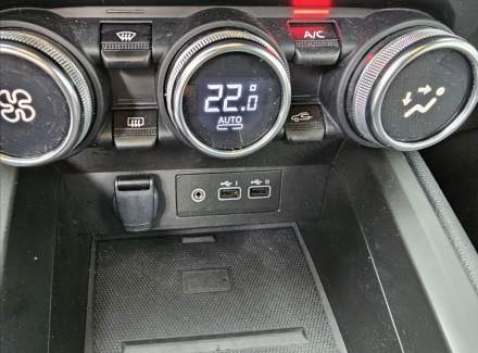 Mitsubishi - Colt