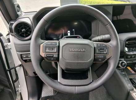 Toyota - Land Cruiser
