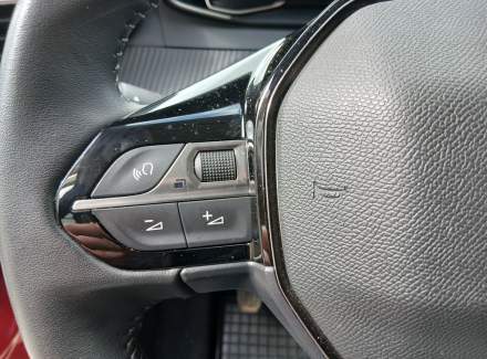 Peugeot - 208