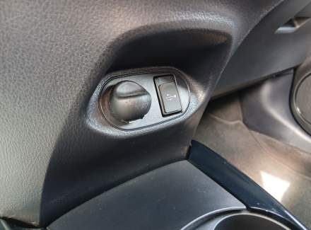 Toyota - Yaris