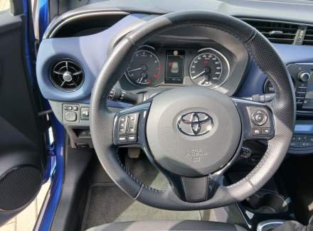 Toyota - Yaris