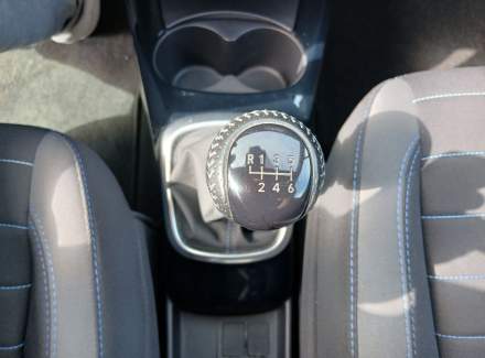 Toyota - Yaris