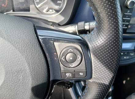 Toyota - Yaris