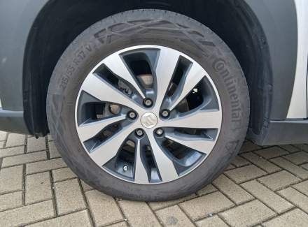 Suzuki - SX4