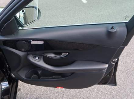Mercedes-Benz - C-class