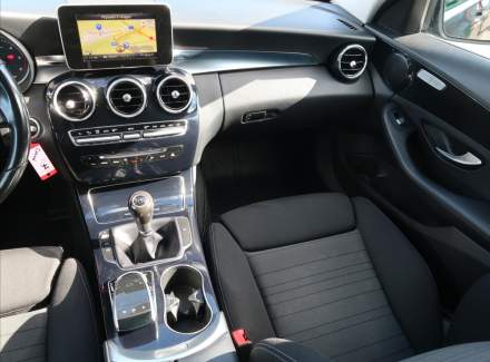 Mercedes-Benz - C-class