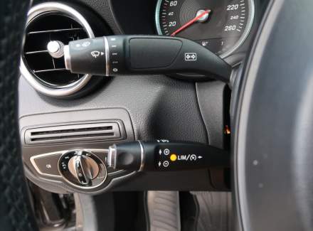 Mercedes-Benz - C-class