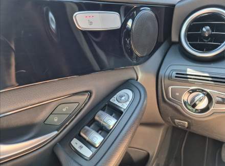 Mercedes-Benz - C-class