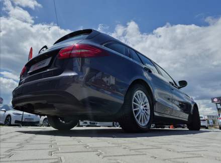 Mercedes-Benz - C-class