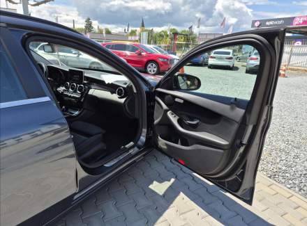 Mercedes-Benz - C-class