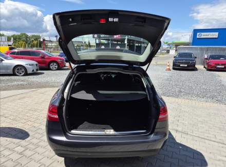 Mercedes-Benz - C-class