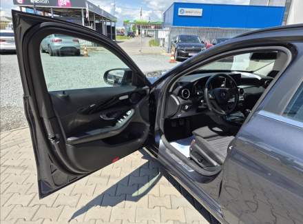 Mercedes-Benz - C-class