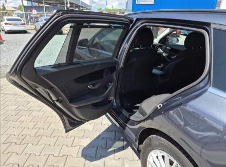Mercedes-Benz - C-class