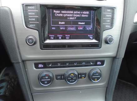 Volkswagen - Golf