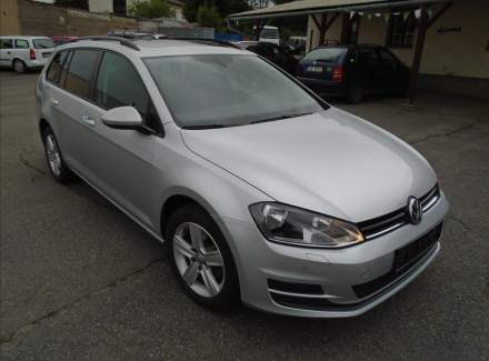 Volkswagen - Golf