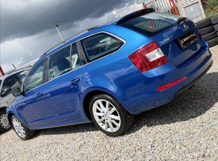 Škoda - Octavia
