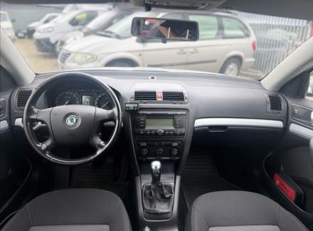 Škoda - Octavia