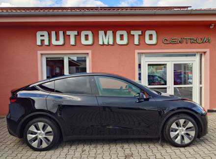Tesla - Model Y