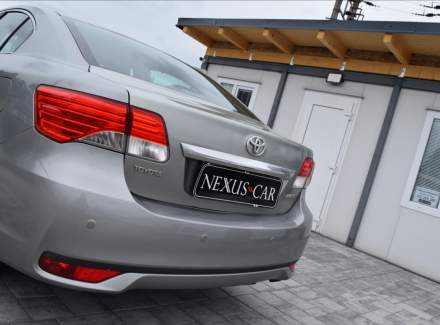 Toyota - Avensis