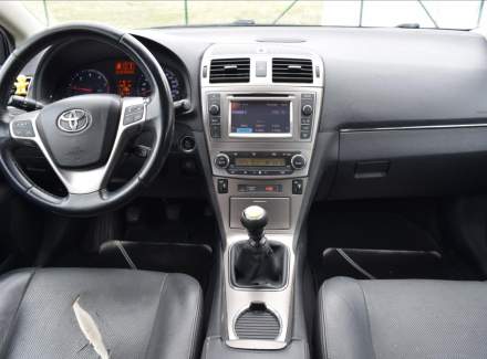 Toyota - Avensis