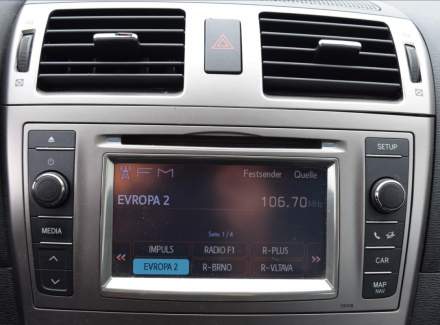 Toyota - Avensis