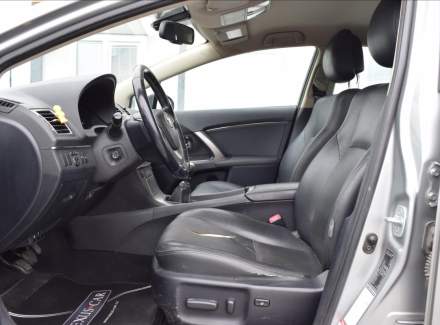 Toyota - Avensis