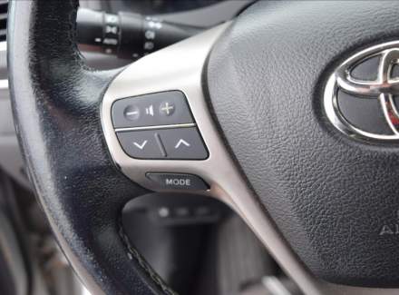 Toyota - Avensis